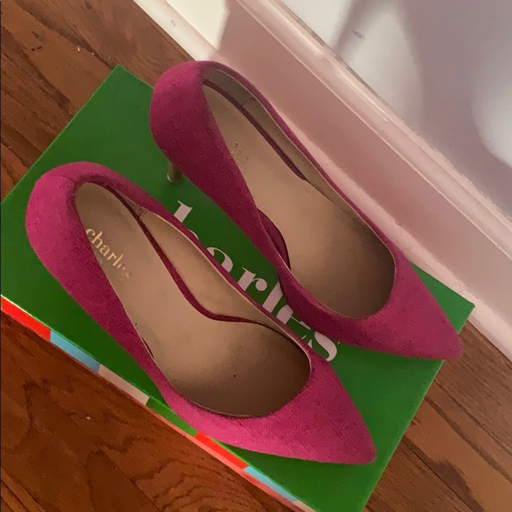 Charles David pink pumps